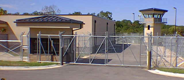 ft-leonardwood-mo.bmp (533814 bytes)